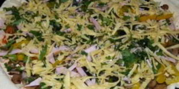 пицца с сыром и грибами