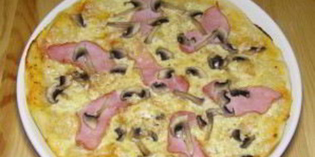 пицца с ветчиной и шампиньонами