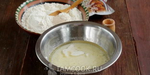 пицца с ветчиной