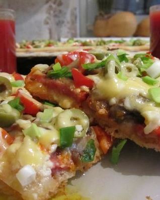 Пузи-пицца-Кваттро