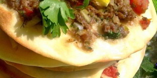 турецкие лепешки лахмаджун