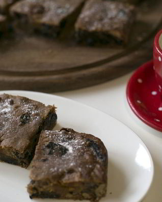 Постная выпечка с сухофруктами