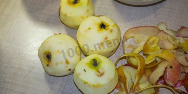 диетическая шарлотка из геркулеса с яблоками