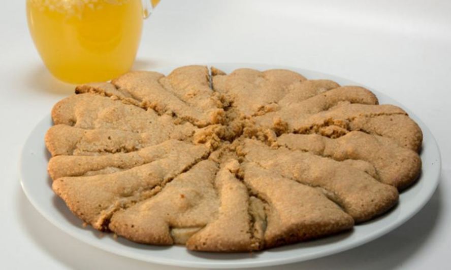 Рецепт грушевой шарлотки и домашний лимонад