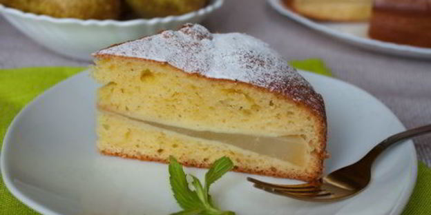 грушевая шарлотка