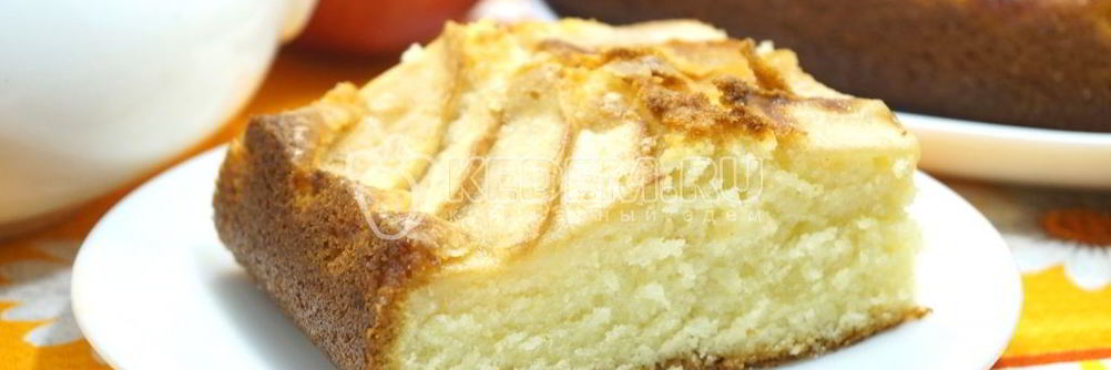 Нежная шарлотка с яблоками в духовке