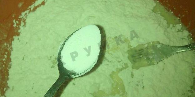 пирог с яблоками шарлотка