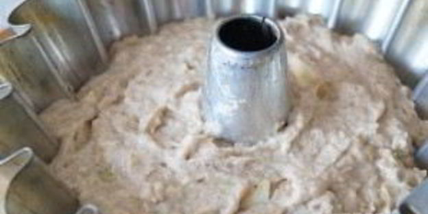 шарлотка на кефире в духовке