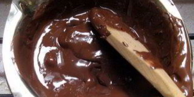 шарлотка с шоколадным суфле-глясе