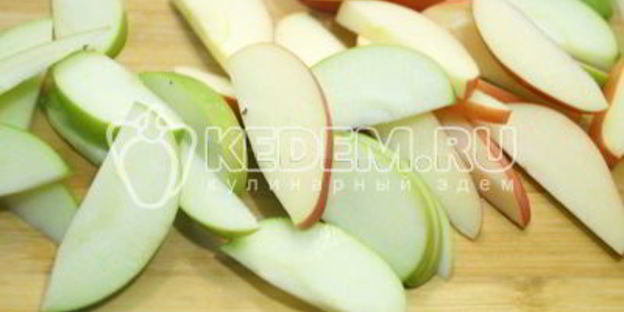 шарлотка с творогом и яблоками