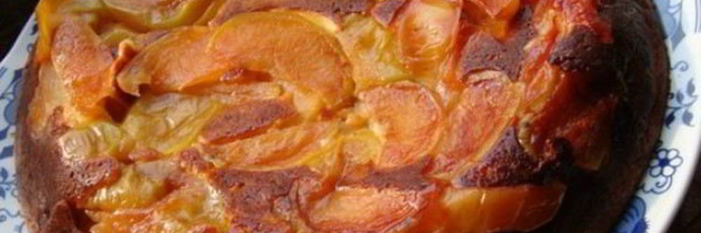 Шарлотка с творогом