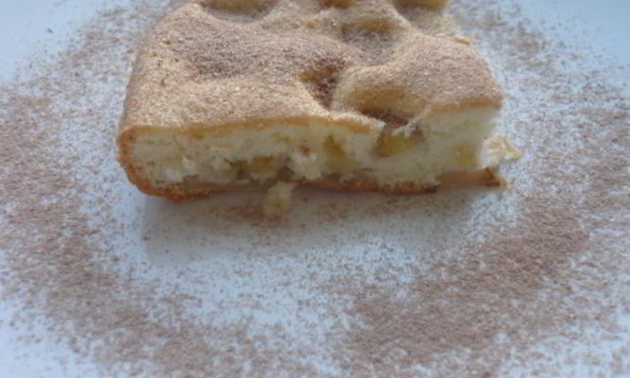 Рецепт шарлотки с яблоками и бананами