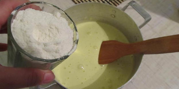 шарлотка с яблоками и грушами