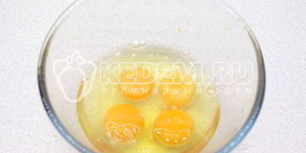 шарлотка с яблоками