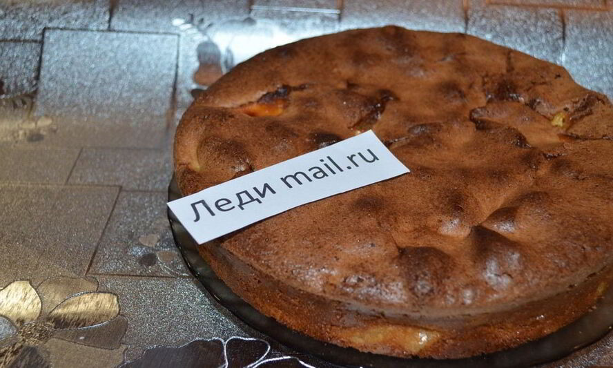 Рецепт яблочной шарлотки