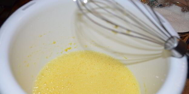 яблочная шарлотка