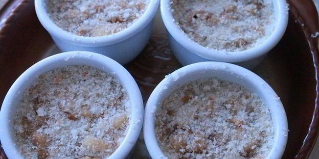 яблочные шарлотки