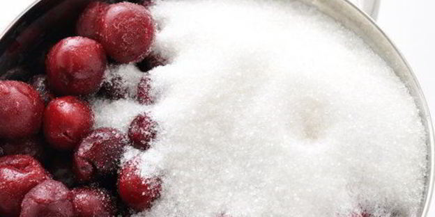 штрудель с вишней