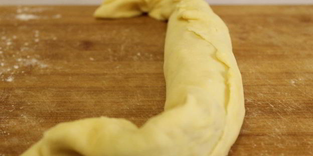 штрудель с яблоками