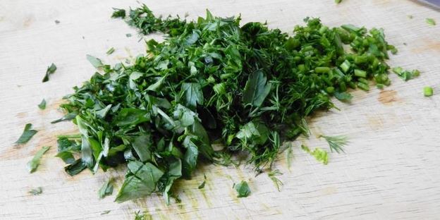 слоеные конвертики с курицей и грибами