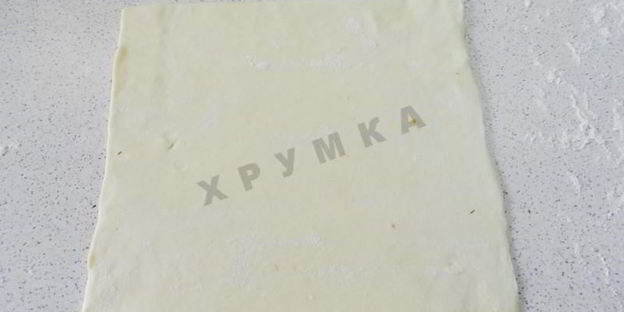 слоеные конвертики с курицей и грибами