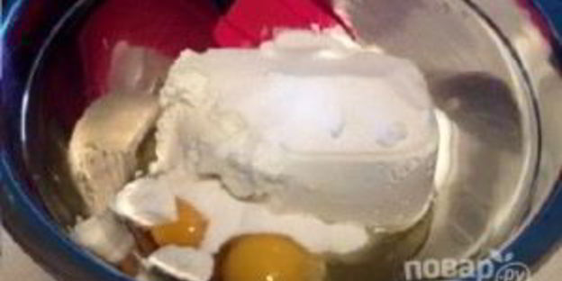 слойки из слоеного теста с творогом