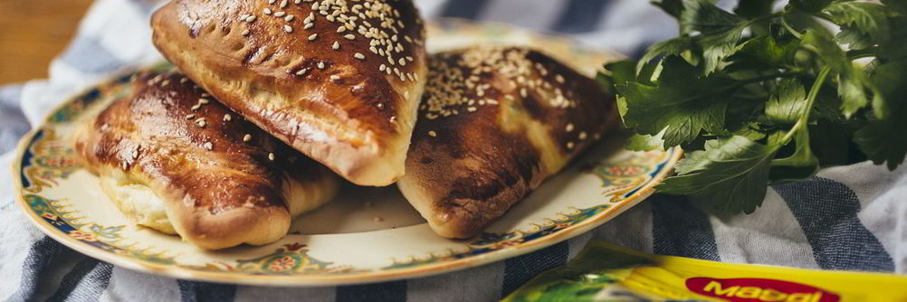 Слойки с фетой и шпинатом