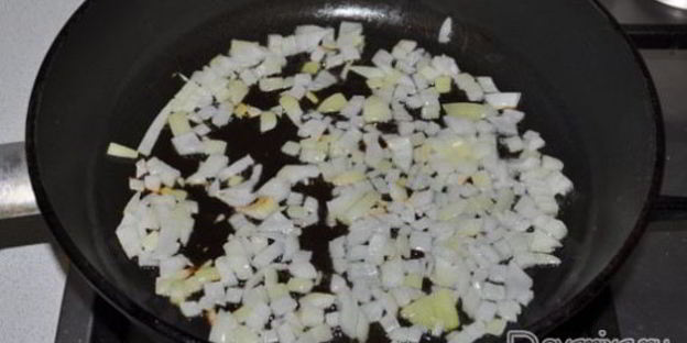 слойки с грибами