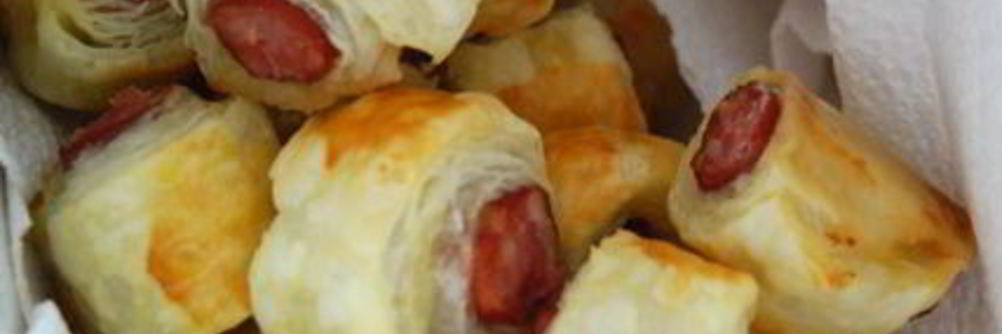 Слойки с колбасой