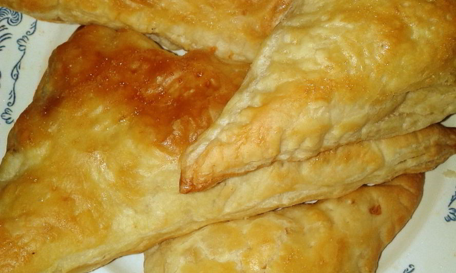 Рецепт слоек с курицей и сыром