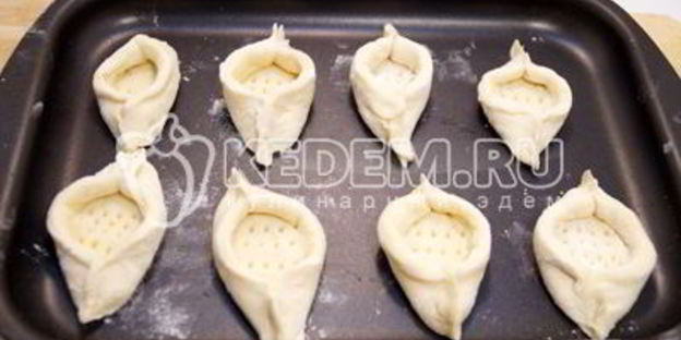 слойки с сырной пастой