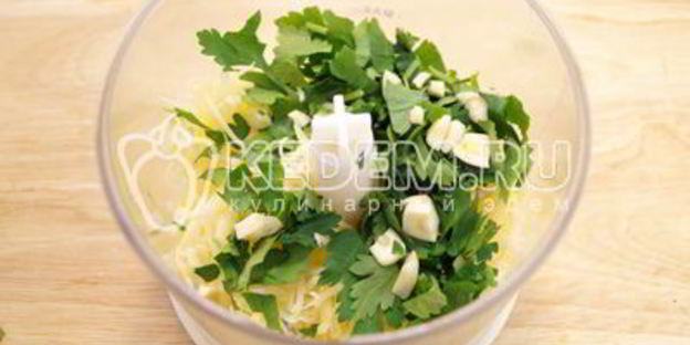 слойки с сырной пастой