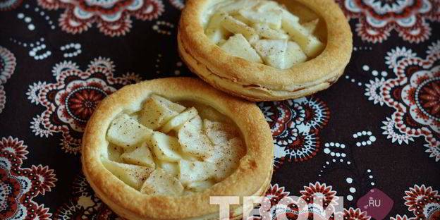 слойки с яблоками