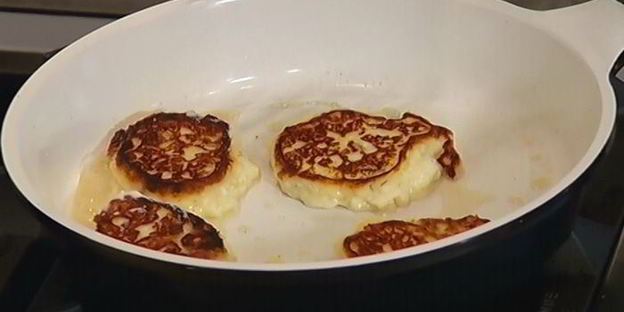 лимонные сырники с соусом из маскарпоне