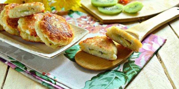 оригинальные сырники с киви