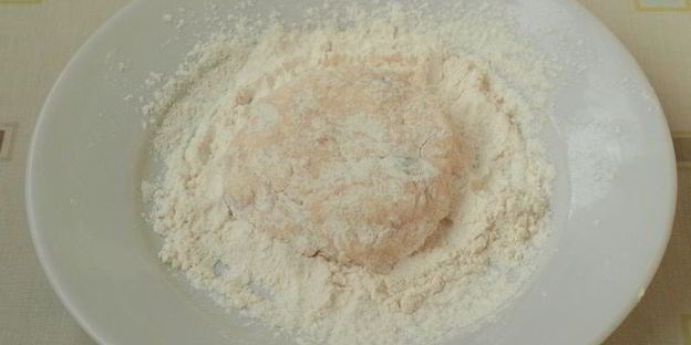 сырники с черной смородиной