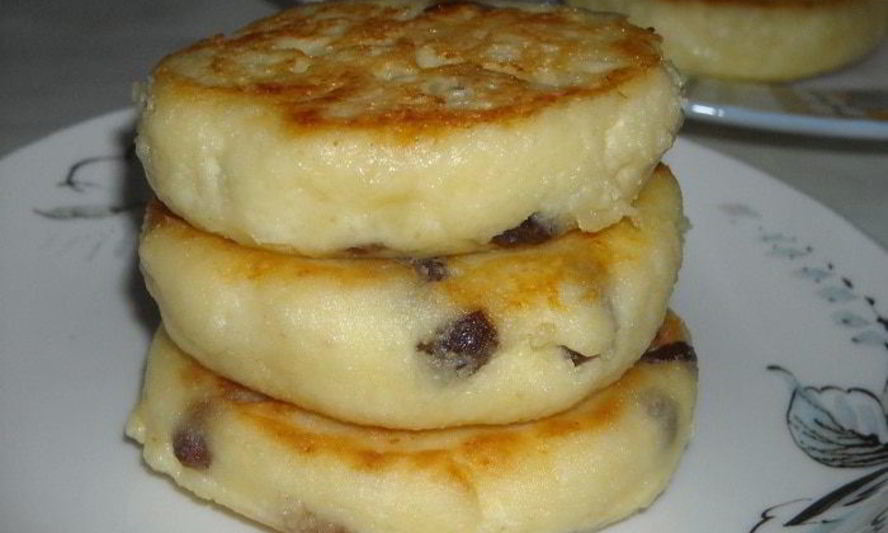 Рецепт сырников с изюмом