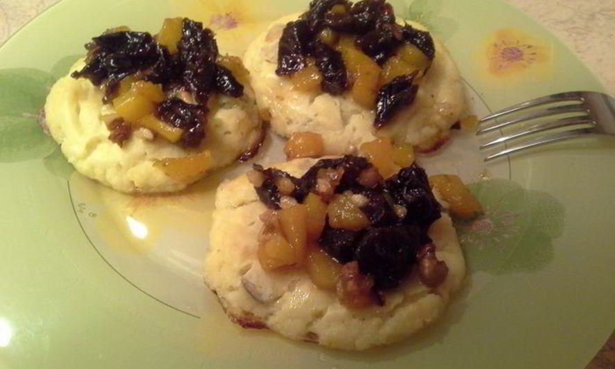 Рецепт сырников с тыквенным соусом