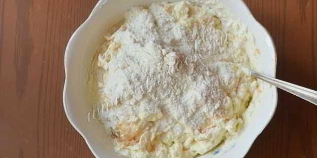 сырники с яблоком в овсяной панировке