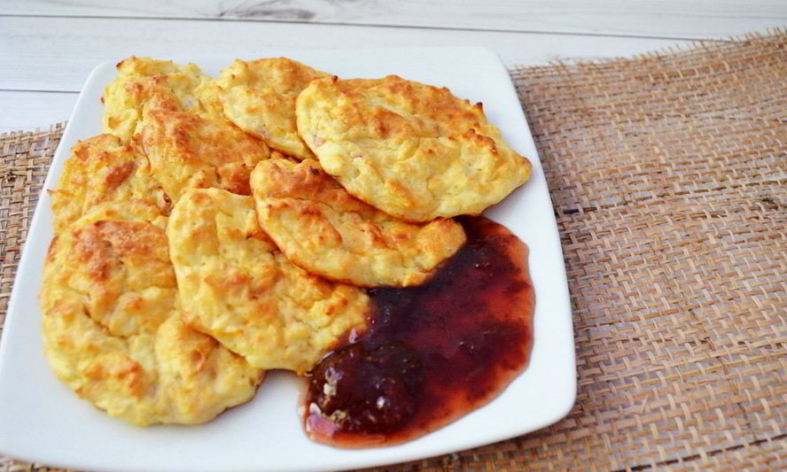 Рецепт сырников с яблоком