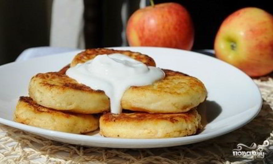 Рецепт сырников со сметаной