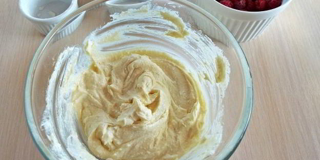 творожник с малиной