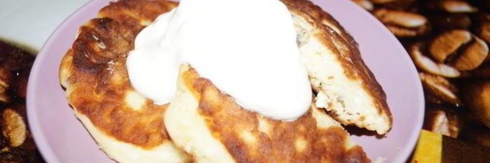 Творожники с изюмом