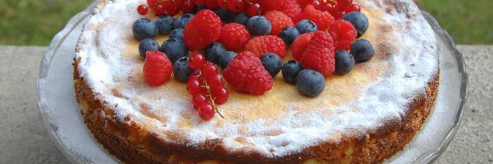Ягодный творожник