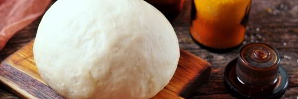 Быстрое дрожжевое тесто для пиццы на воде