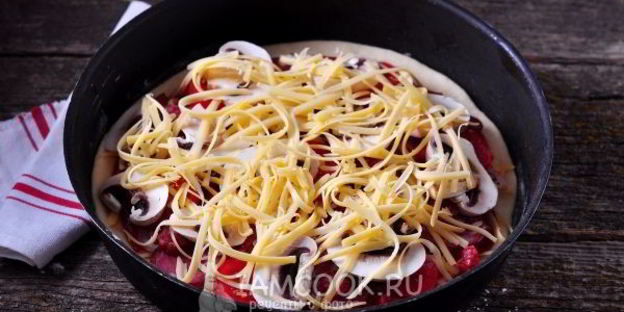 быстрое дрожжевое тесто для пиццы на воде