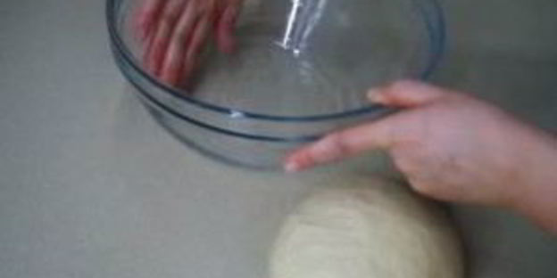 быстрое дрожжевое тесто на кефире