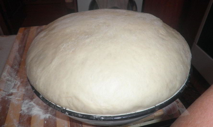 Рецепт дрожжевого теста на пышки