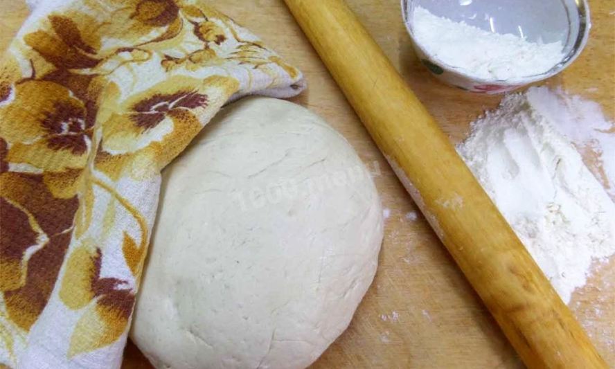 Рецепт сдобного теста на булочки на дрожжах