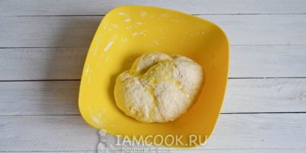 тонкое тесто для пиццы без дрожжей